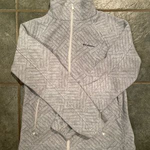 Columbia full zip. Women’s Medium